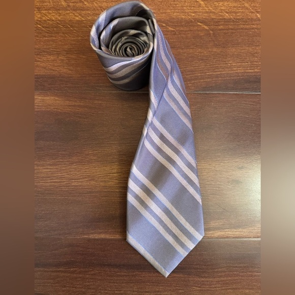 🌿SALE🌿CALVIN KLEIN 100% Silk Gray Repp Tie - Picture 1 of 9